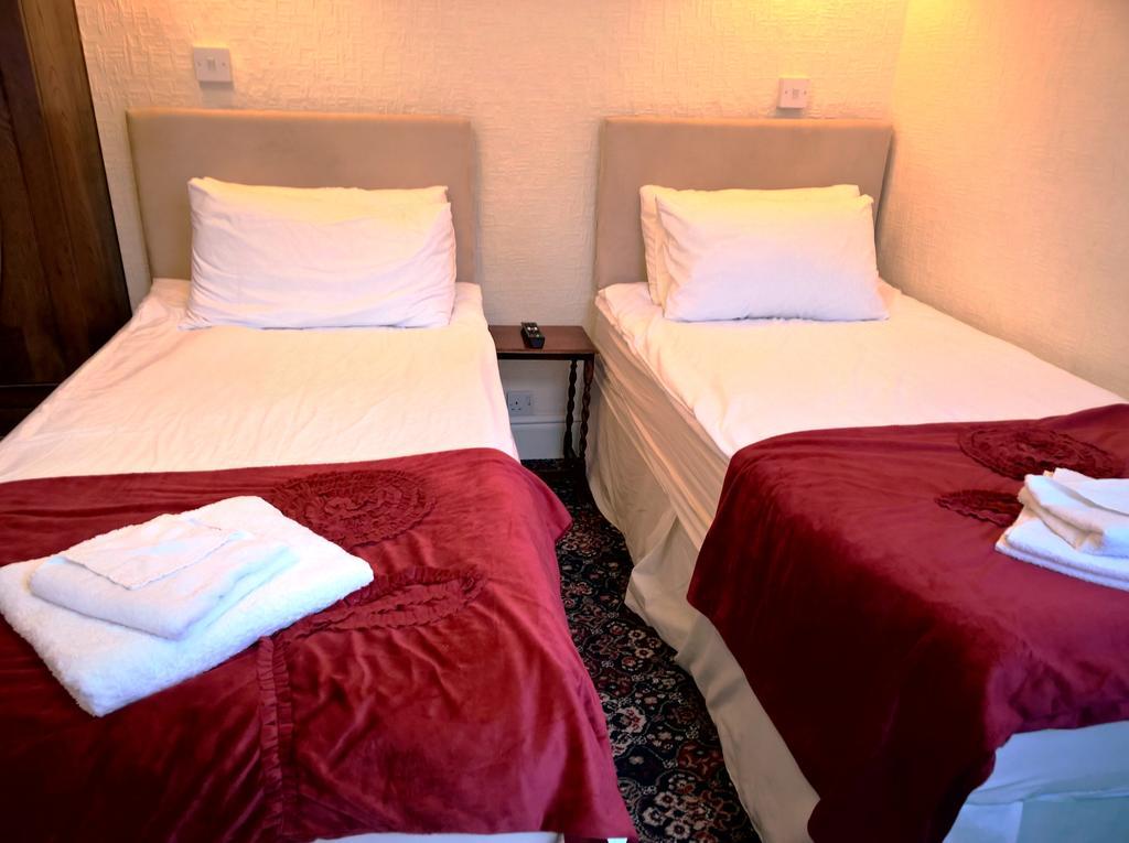 Silvercraigs Hotel Douglas Екстериор снимка