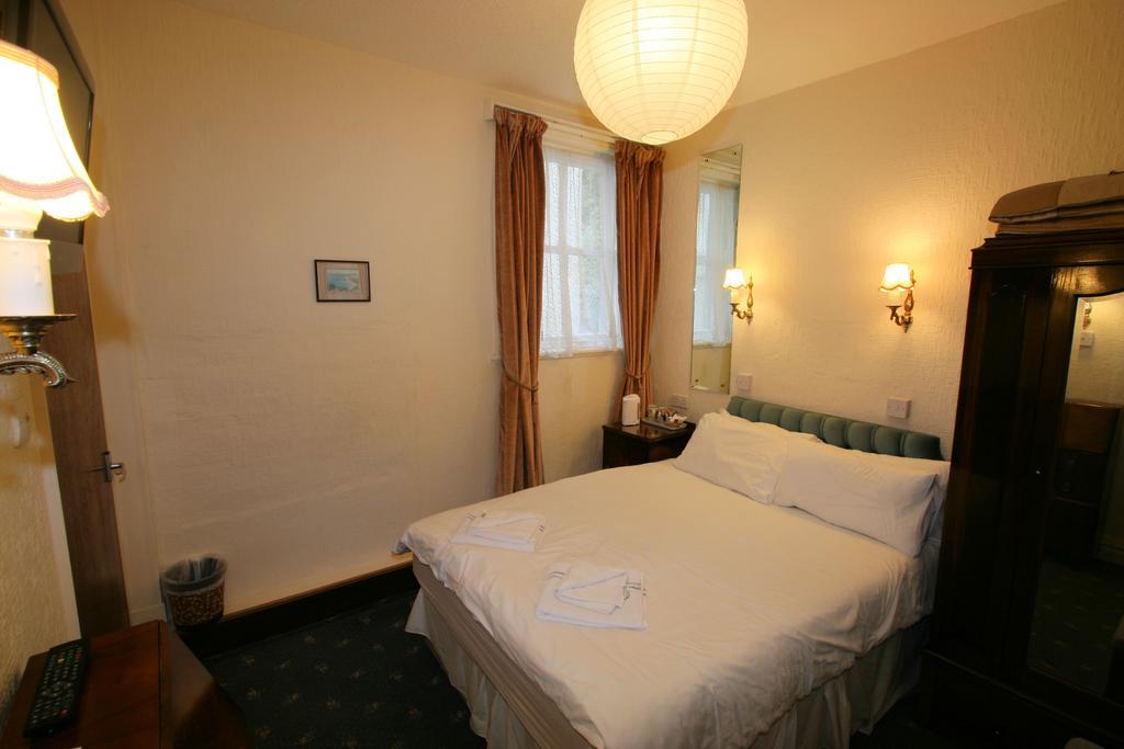 Silvercraigs Hotel Douglas Екстериор снимка